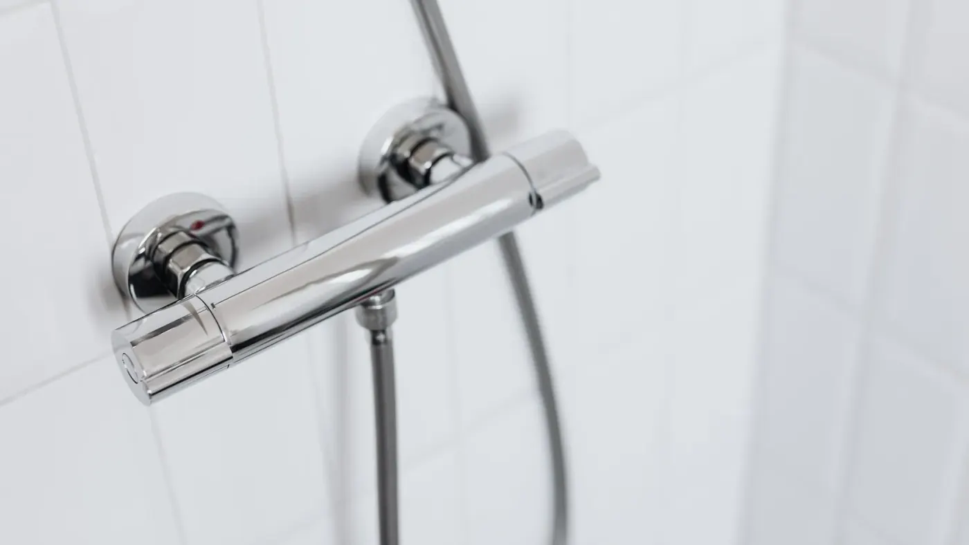 Bathroom first-fix plumbing in Kuwait