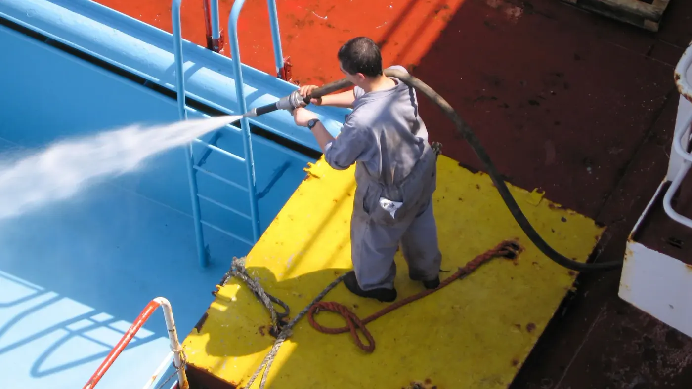 High-pressure drain jetting in Kuwait