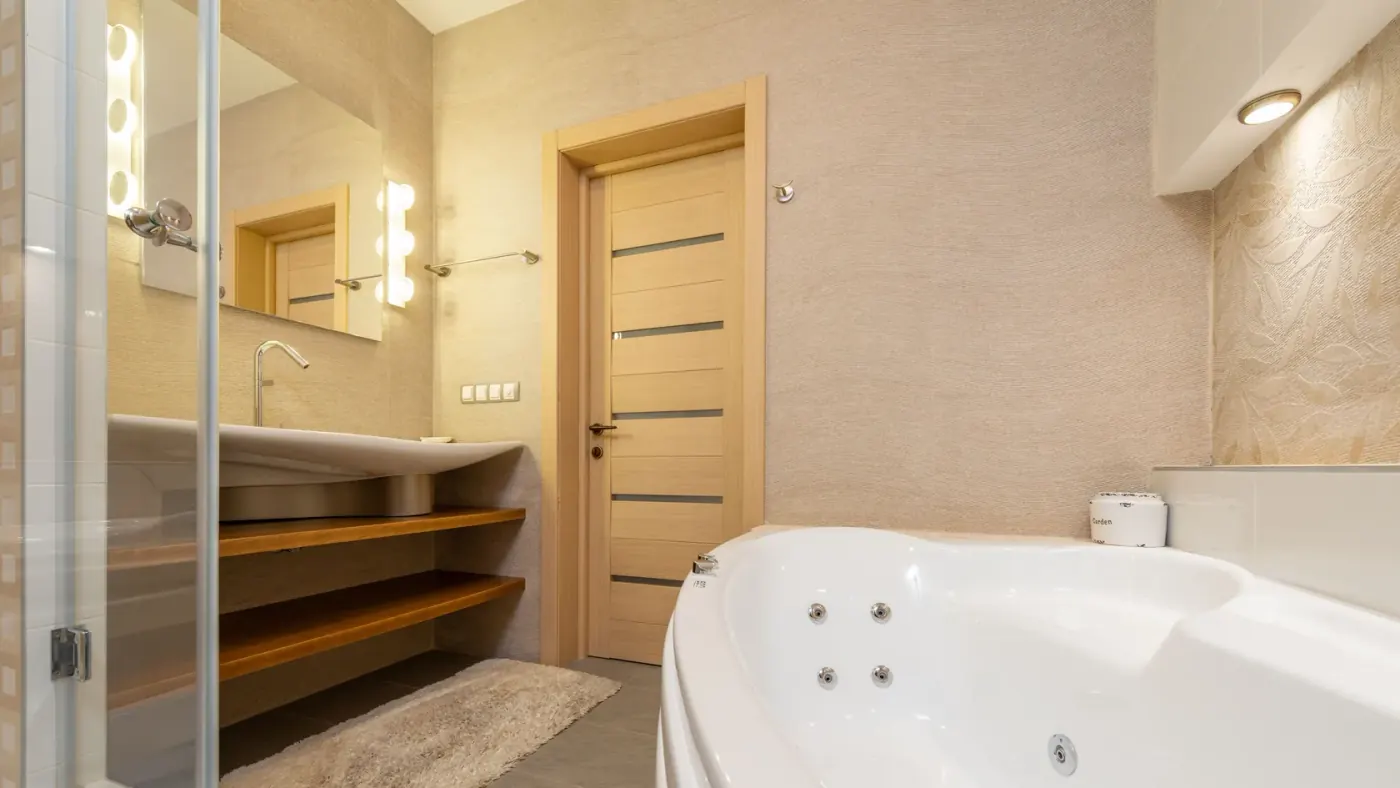 Jacuzzi installation in Kuwait