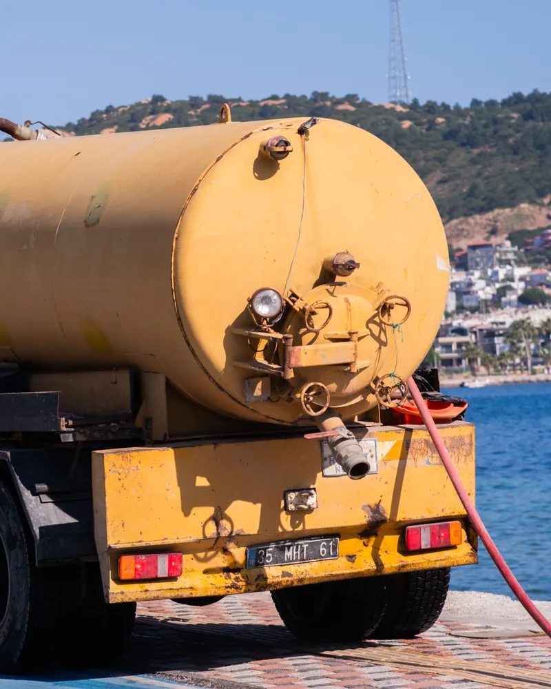 Cesspit suction in Kuwait
