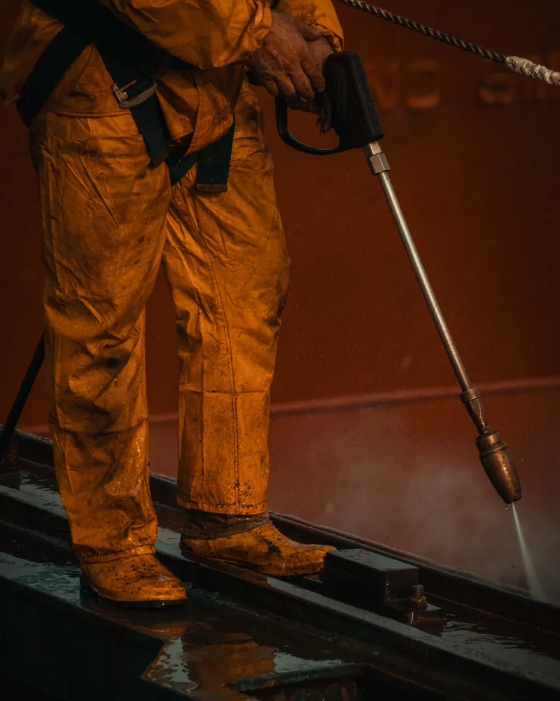 High-pressure drain jetting in Kuwait
