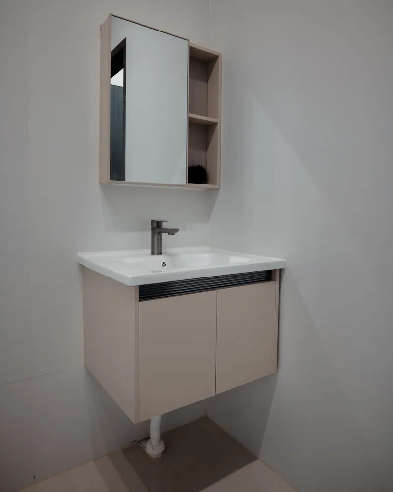 Wall-hung basin installation in Kuwait
